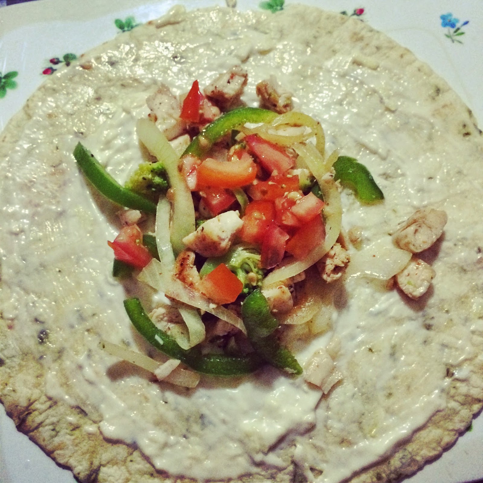 Resepi  Tortilla Ayam Panggang (Grill Chicken Wrap)  Wakdingding